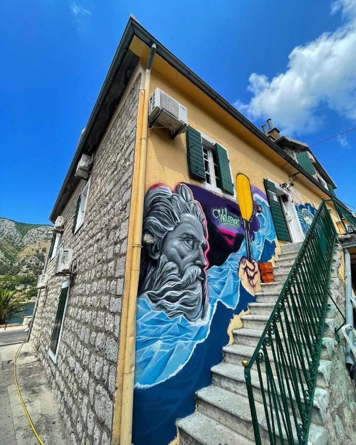 Montenegro Hostel 4U Kotor Exterior photo